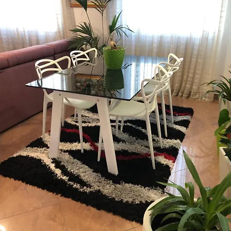 Bussola Appartamento Tirana