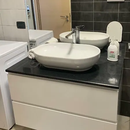 Bussola Apartment *